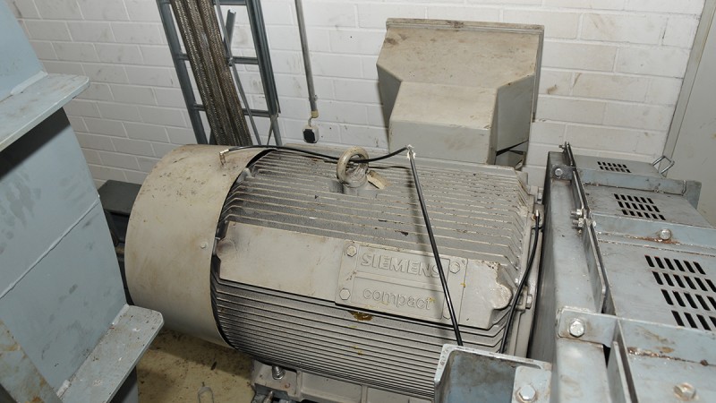 Lubrificazione automatica per un ventilatore di grandi dimensioni in BMW