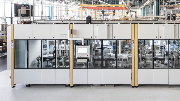 Capannone di produzione del reparto Special Machinery Schaeffler