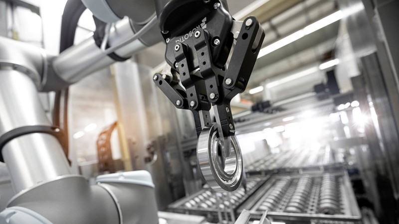 Dotazione del processo a costi contenuti grazie ad un robot collaborativo